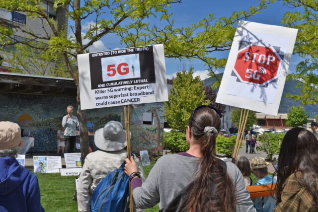Government policy on 5G private ownership